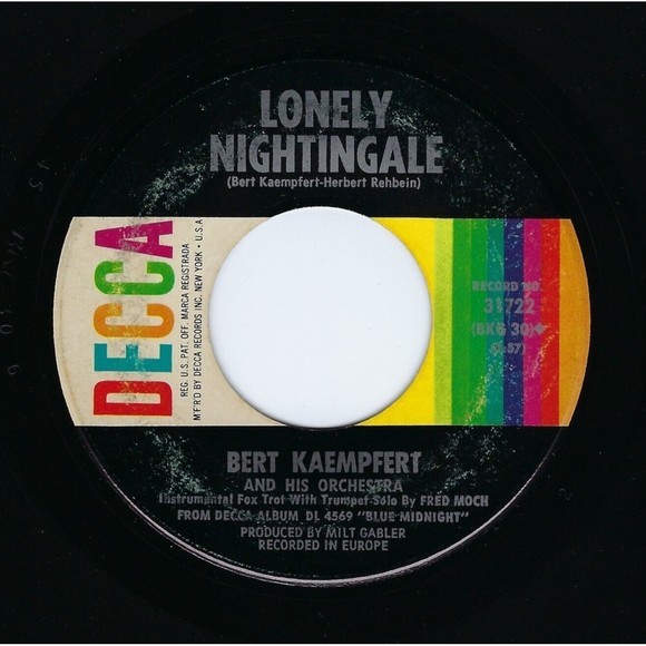 Bert Kaempfert 45 Red Roses For A Blue Lady / Lonely Nightingale on Decca VG+ - Picture 2 of 2